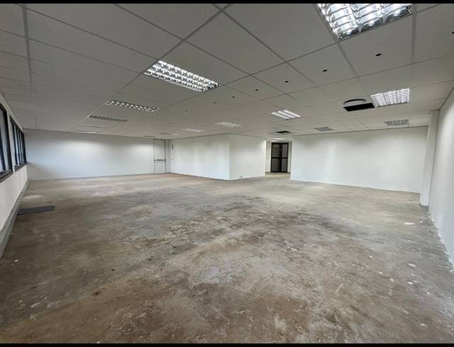 190M² OFFICE TO LET IN TYGER VALLEY